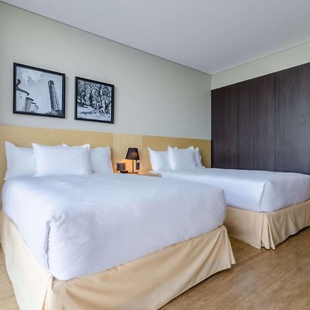 Отель Hampton By Hilton Montevideo Carrasco Сьюдад-де-ла-Коста Экстерьер фото