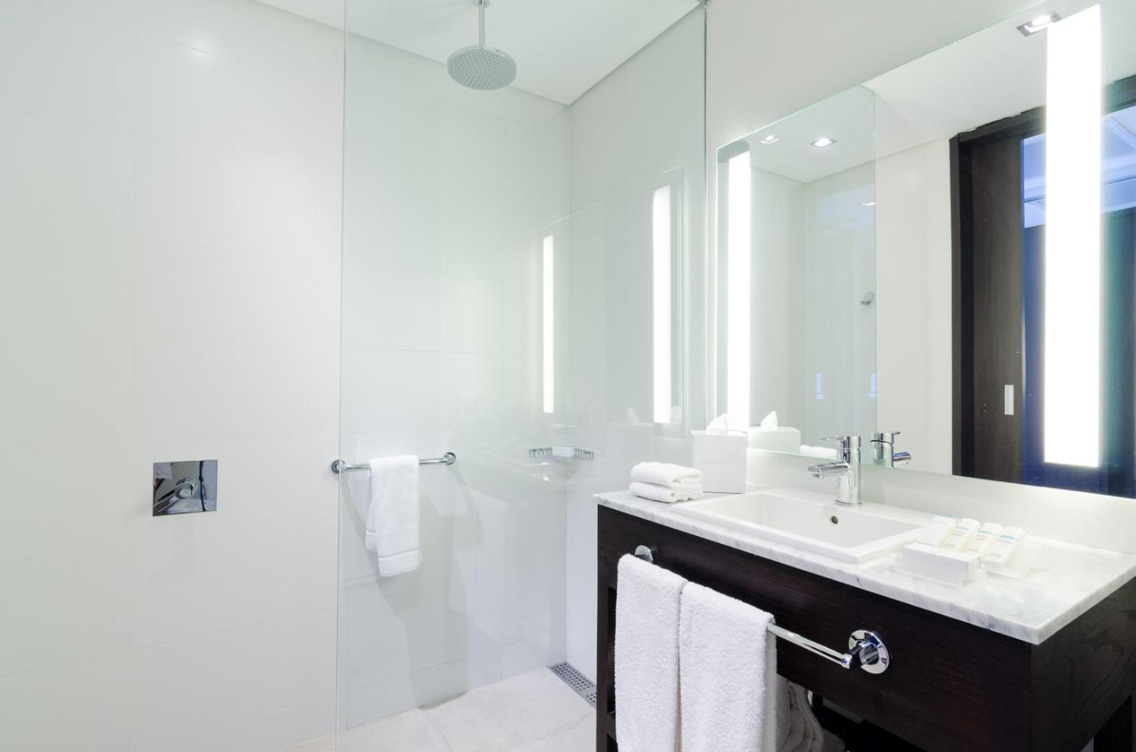 Отель Hampton By Hilton Montevideo Carrasco Сьюдад-де-ла-Коста Экстерьер фото