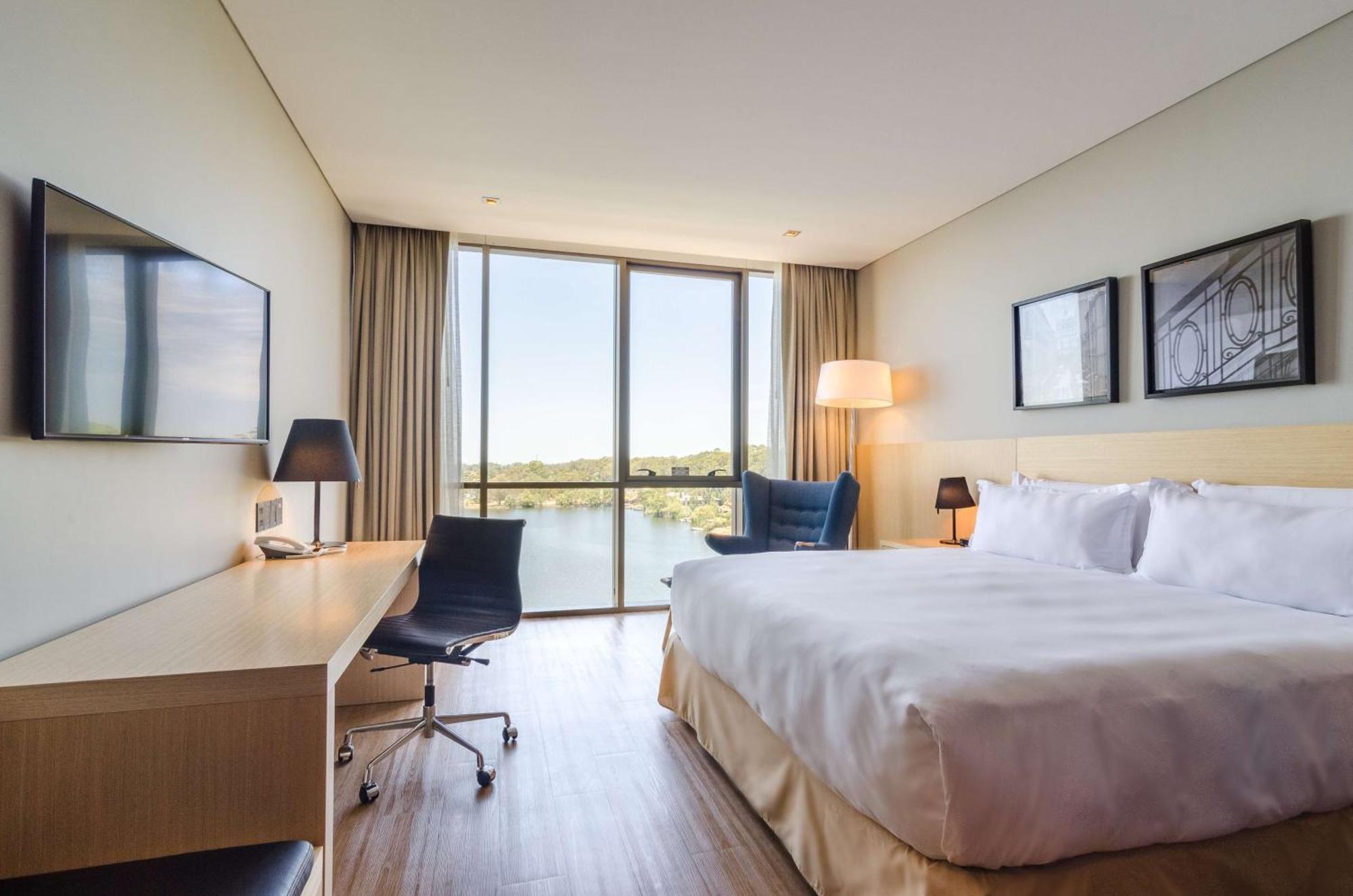 Отель Hampton By Hilton Montevideo Carrasco Сьюдад-де-ла-Коста Экстерьер фото