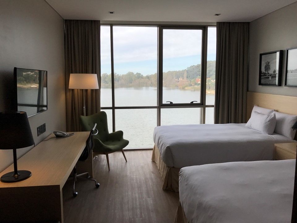 Отель Hampton By Hilton Montevideo Carrasco Сьюдад-де-ла-Коста Экстерьер фото
