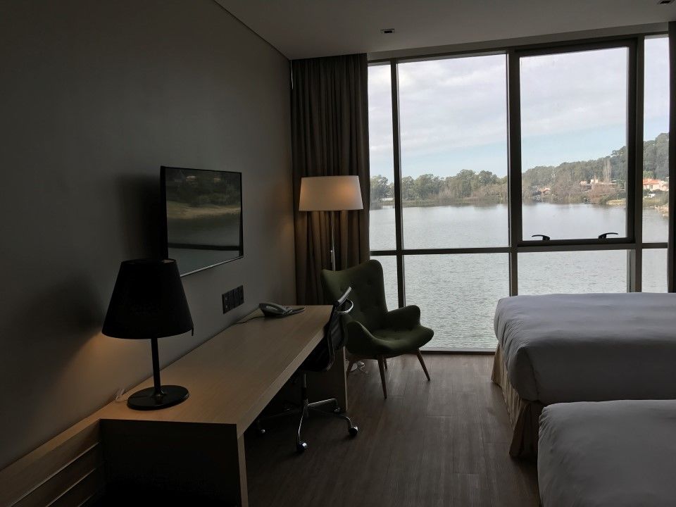 Отель Hampton By Hilton Montevideo Carrasco Сьюдад-де-ла-Коста Экстерьер фото