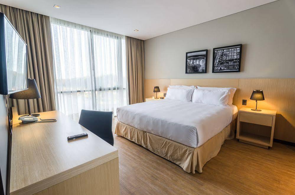 Отель Hampton By Hilton Montevideo Carrasco Сьюдад-де-ла-Коста Экстерьер фото